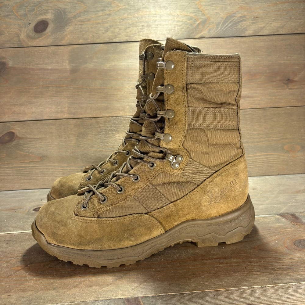 Danner Coyote Mens size 8.5 shoes Suede Leather Military R851 Tactical boots